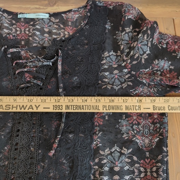 Black Floral Lace up Boho Tunic Top with lace up front - Picture 11 of 14